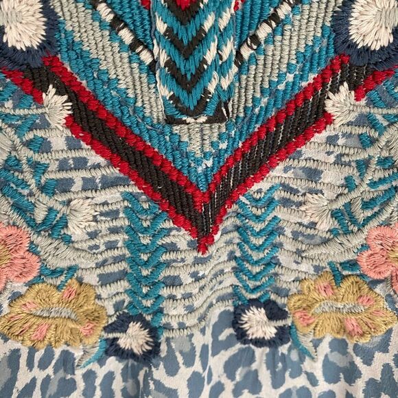 Johnny Was Navila Animal Print Silk Blouse with Embroidery S - Picture 3 of 8